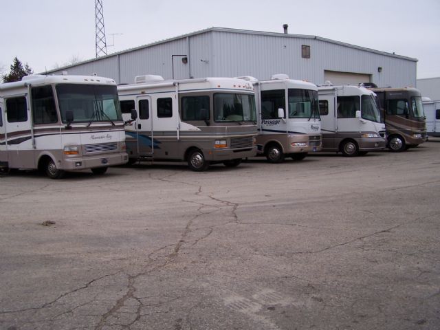 2013    - Stock # : 5000Some of our gas Motorhomes Michigan RV Broker USA